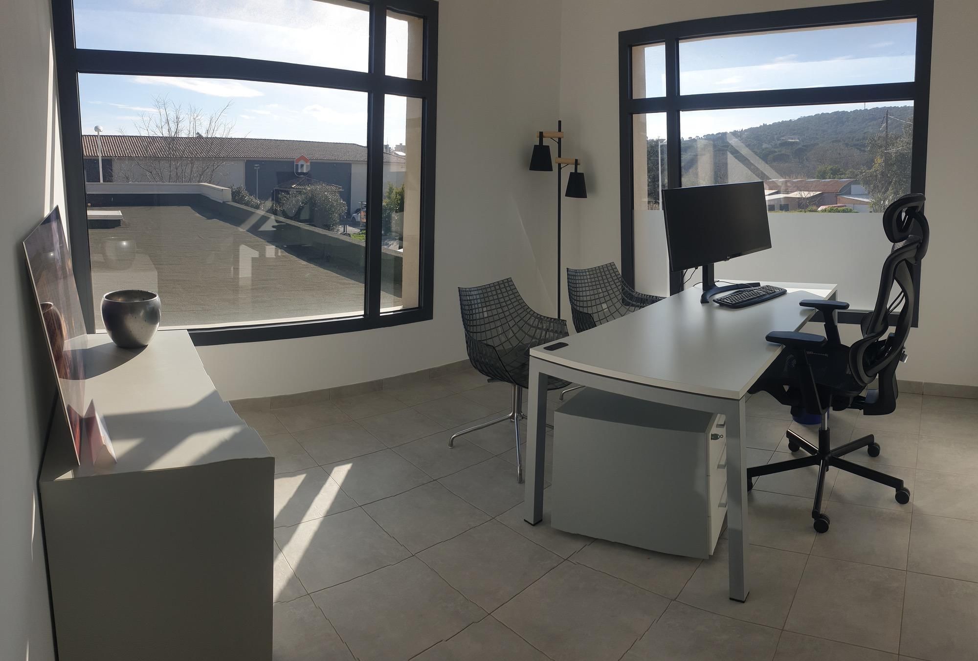 ADC Domiciliation - Photo 2