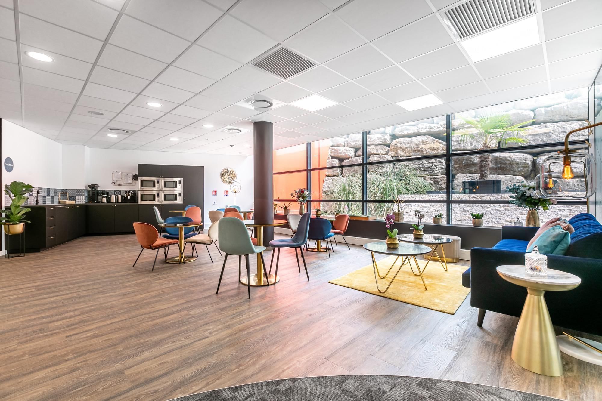 B'Coworker Sophia Antipolis - Photo 3