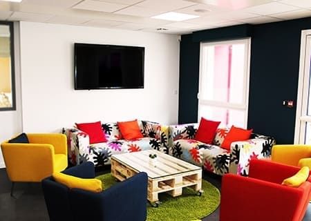 Bee Cowork - Photo 2