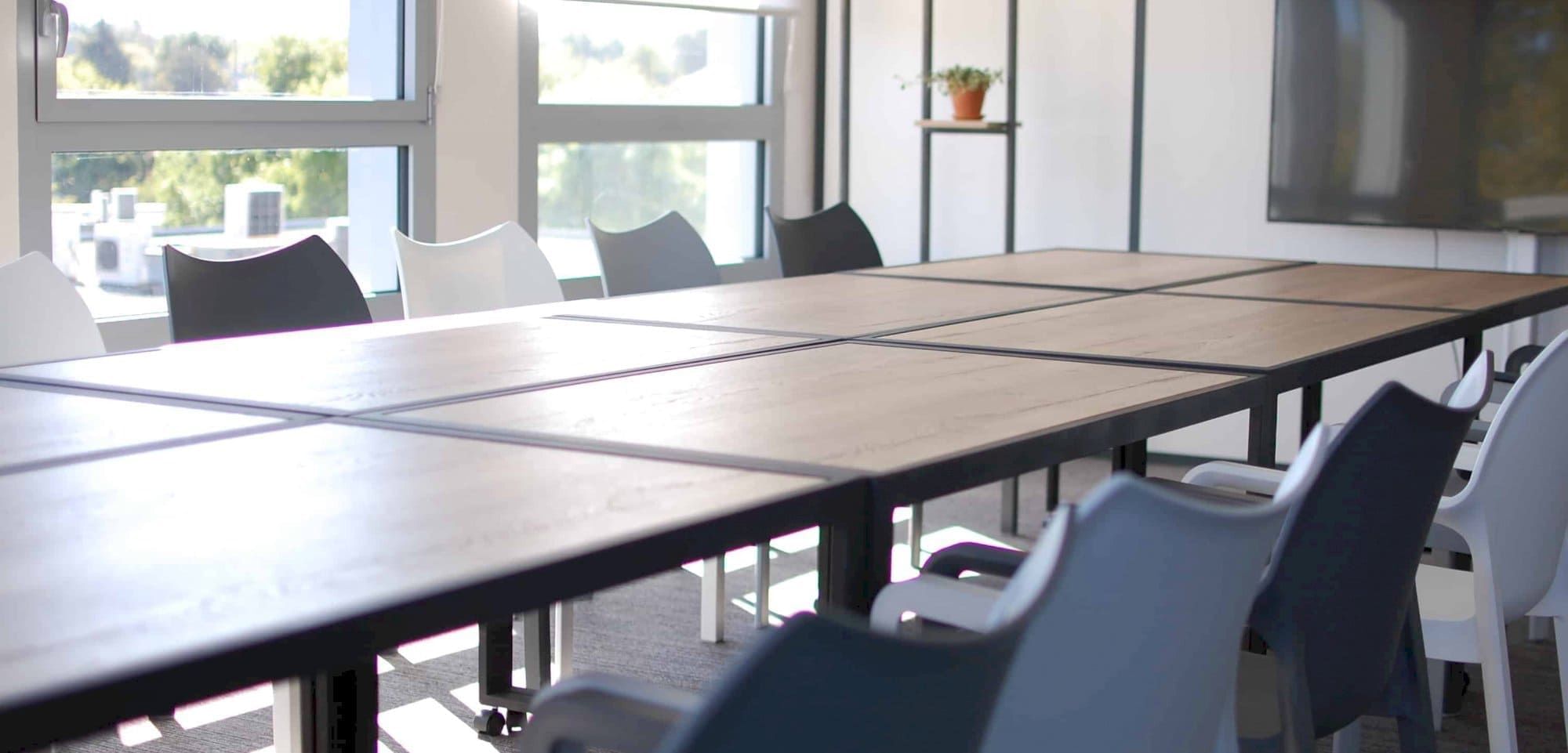 Booster House - Photo 2