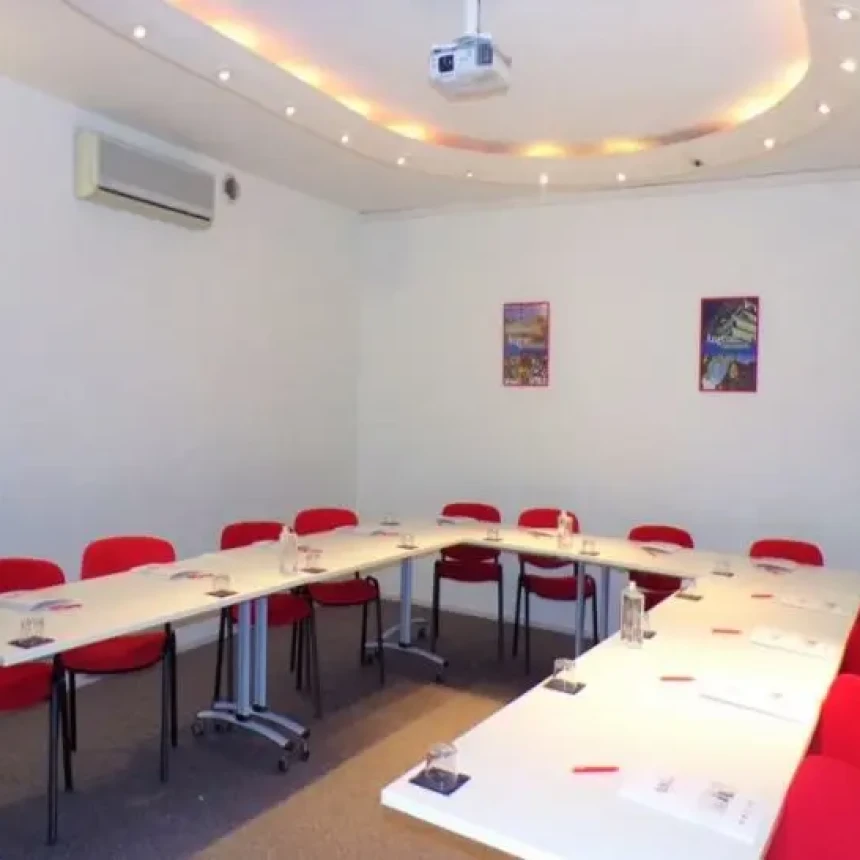 Bureau privé - Angers Place du Président Kennedy - Photo 4