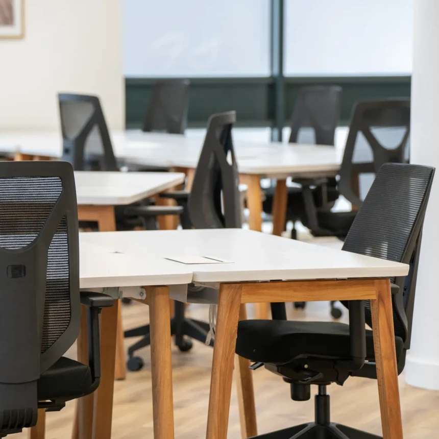 Bureau privé - Lille Rue de Luxembourg - Photo 2