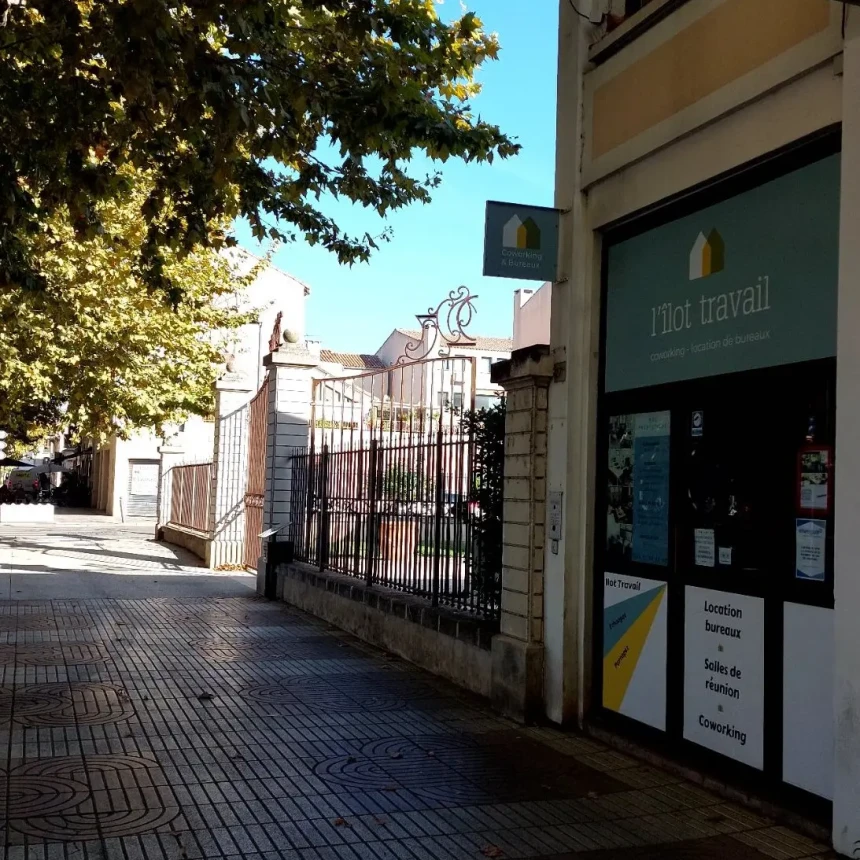 Bureau privé - Marignane Cours Mirabeau - Photo 5