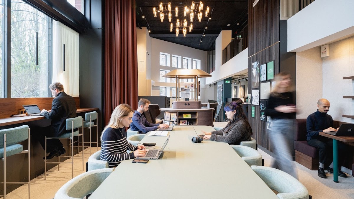 Bureau privé - Paris Square Alban Satragne