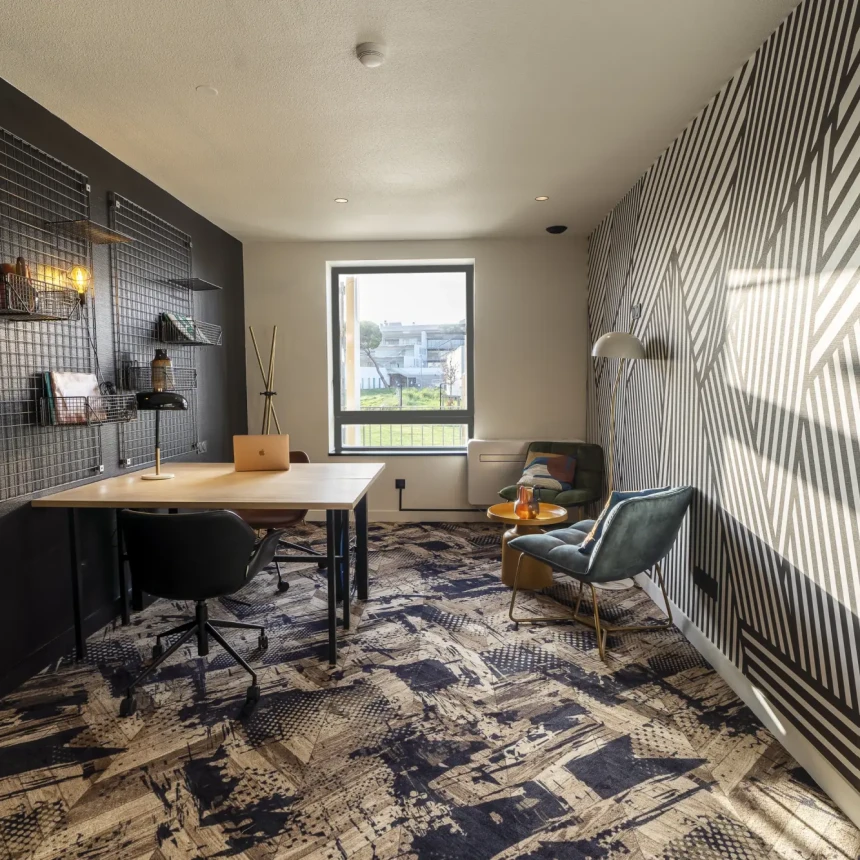 Bureau privé - Toulouse Avenue Hubert Curien - Photo 2