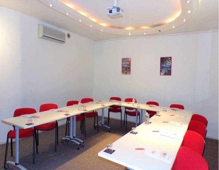 Buro Club Angers - Photo 2