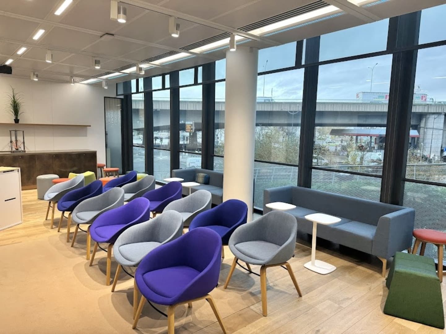 Business Center EOS - Work & Share - Photo 3