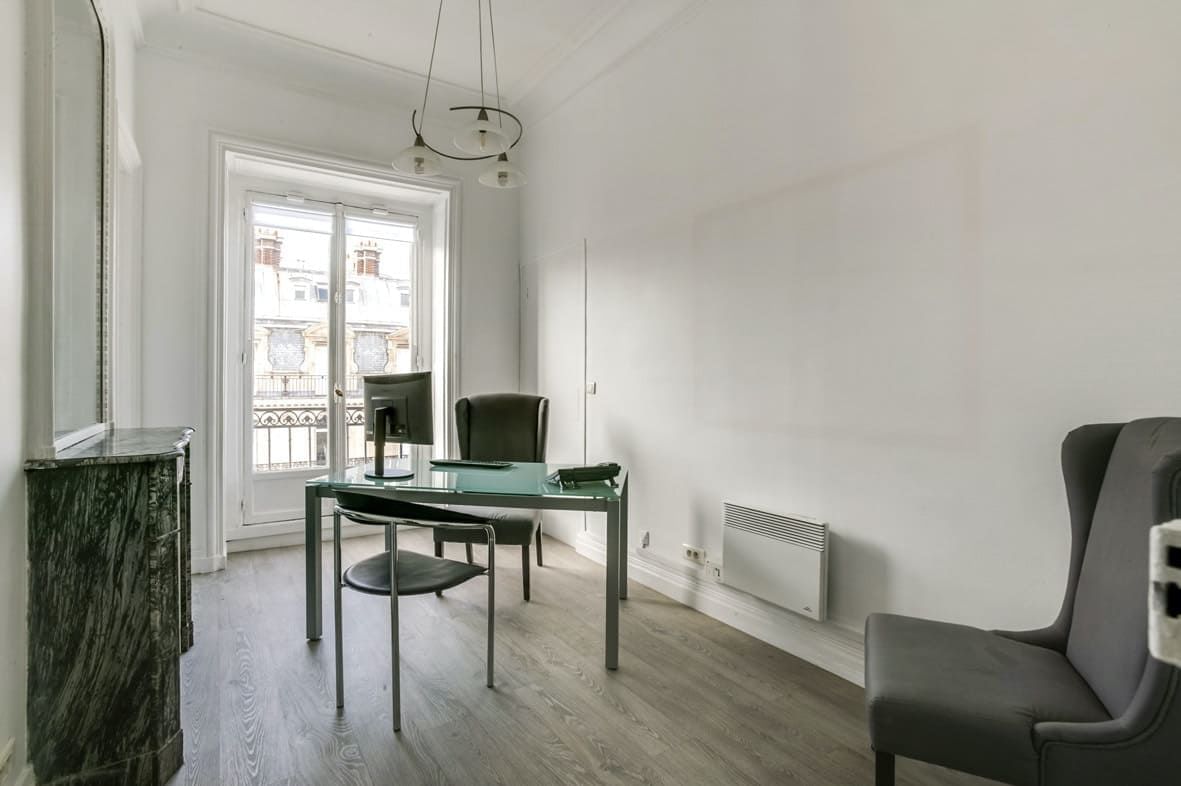 Business Center Opera - Photo 3