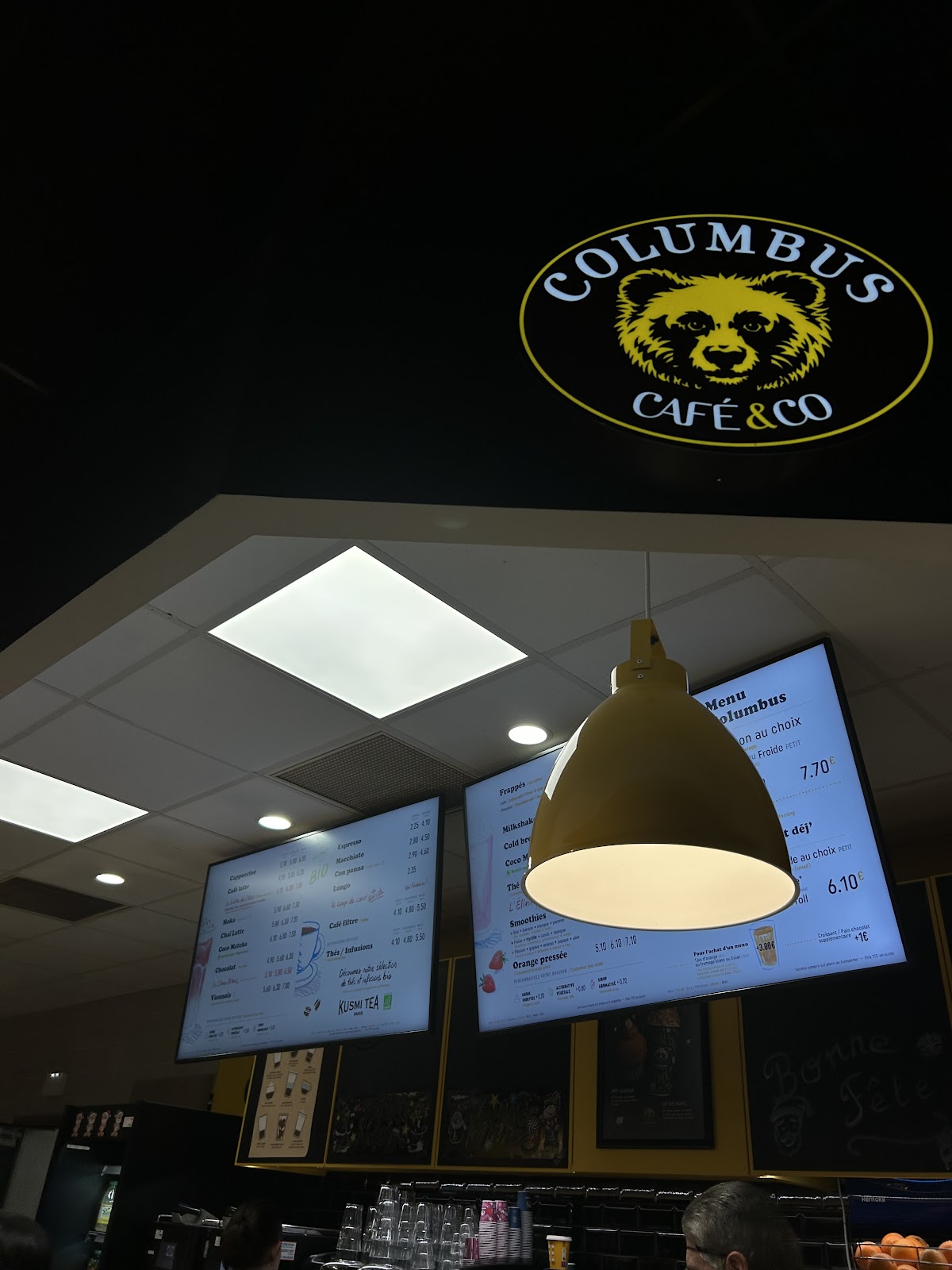 Columbus Café - Aire de Mionnay - Photo 4
