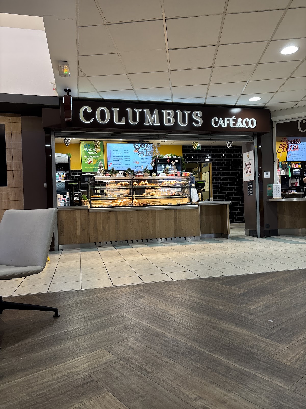 Columbus Café - Aire de Venoy Soleil Levant - Photo 2