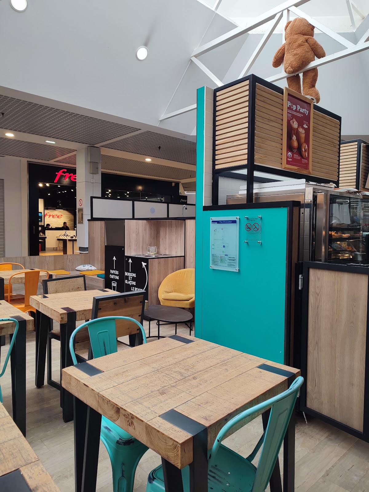 Columbus Café - Cherbourg-en-Cotentin,  Centre commercial Auchan Cotentin - Photo 2