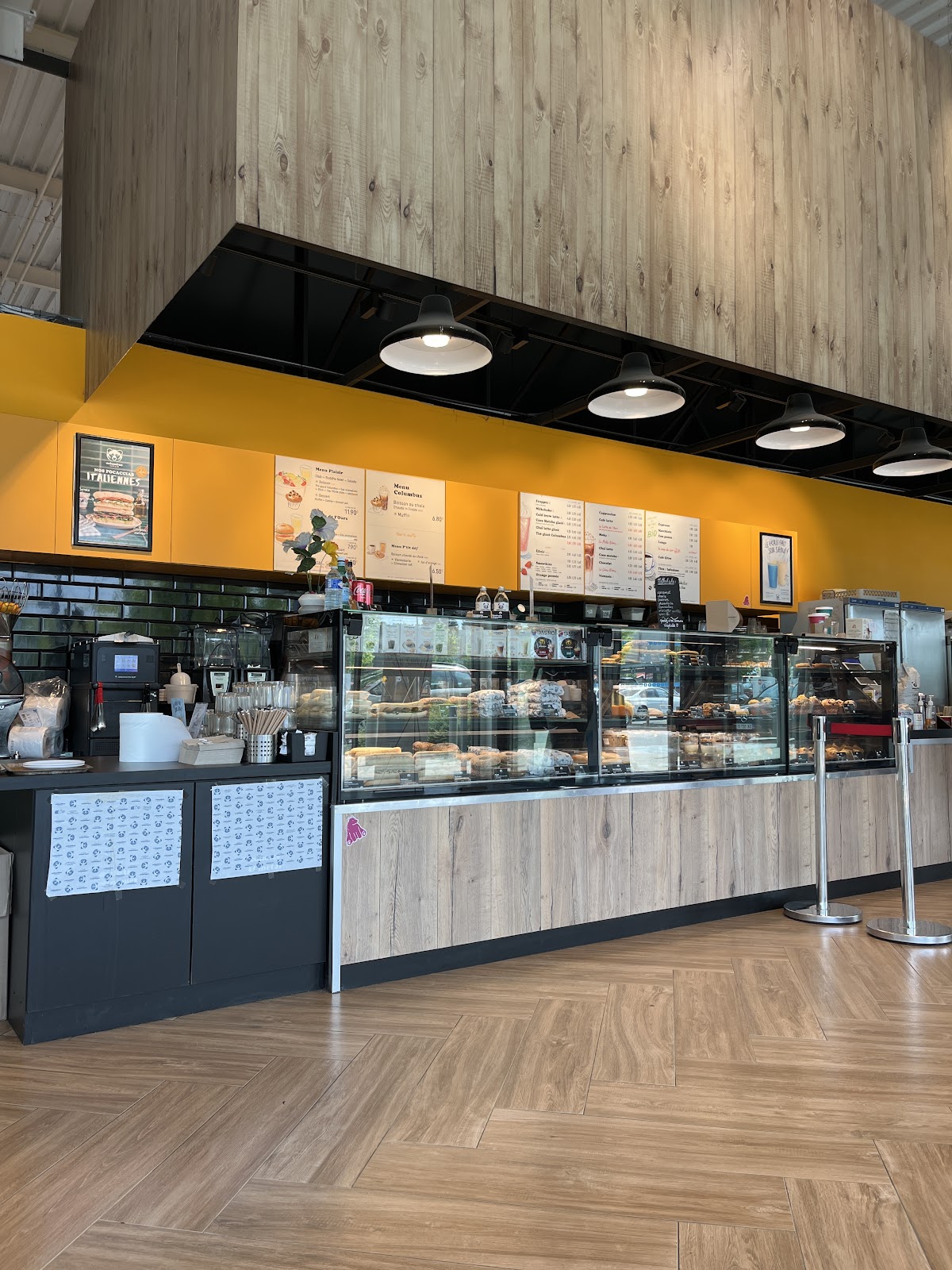 Columbus Café - Compiègne,  Intermarché - Photo 3