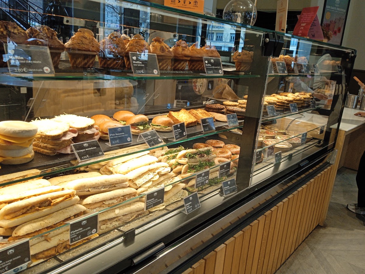 Columbus Café - Nîmes,Boulevard Amiral Courbet - Photo 5