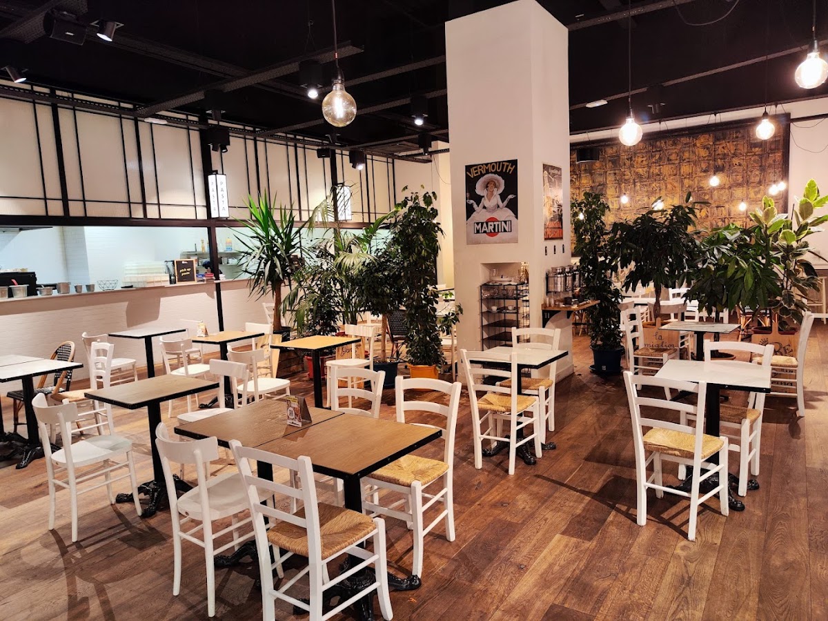 Columbus Café - Saint-Étienne, Centre commercial Steel