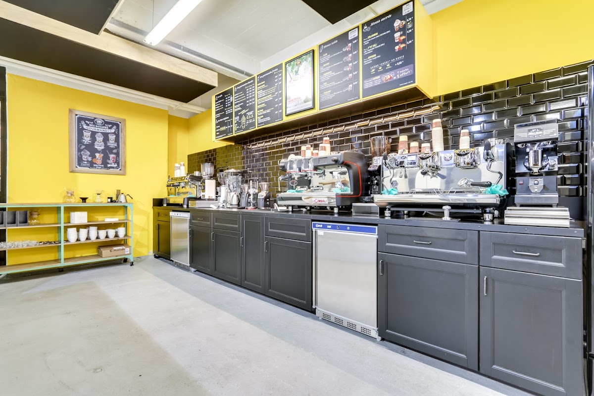 Columbus Café - Siège social et Barista School - Photo 3