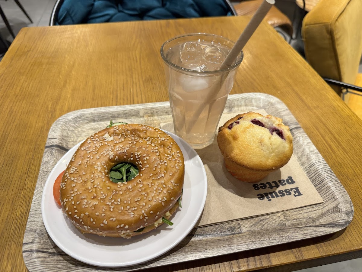 Columbus Café - Trélissac,  Route de Limoges Centre Commercial E-Leclerc La Feuilleraie - Photo 4