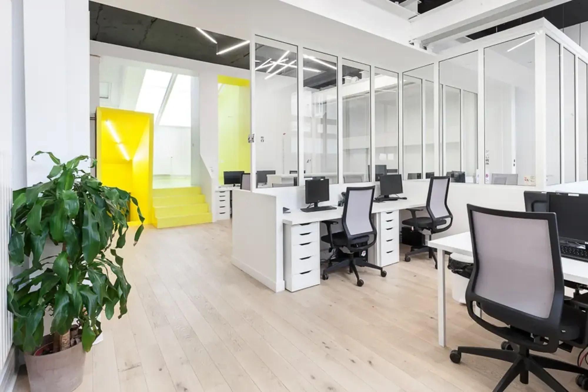 Deskapad Passage Bureau