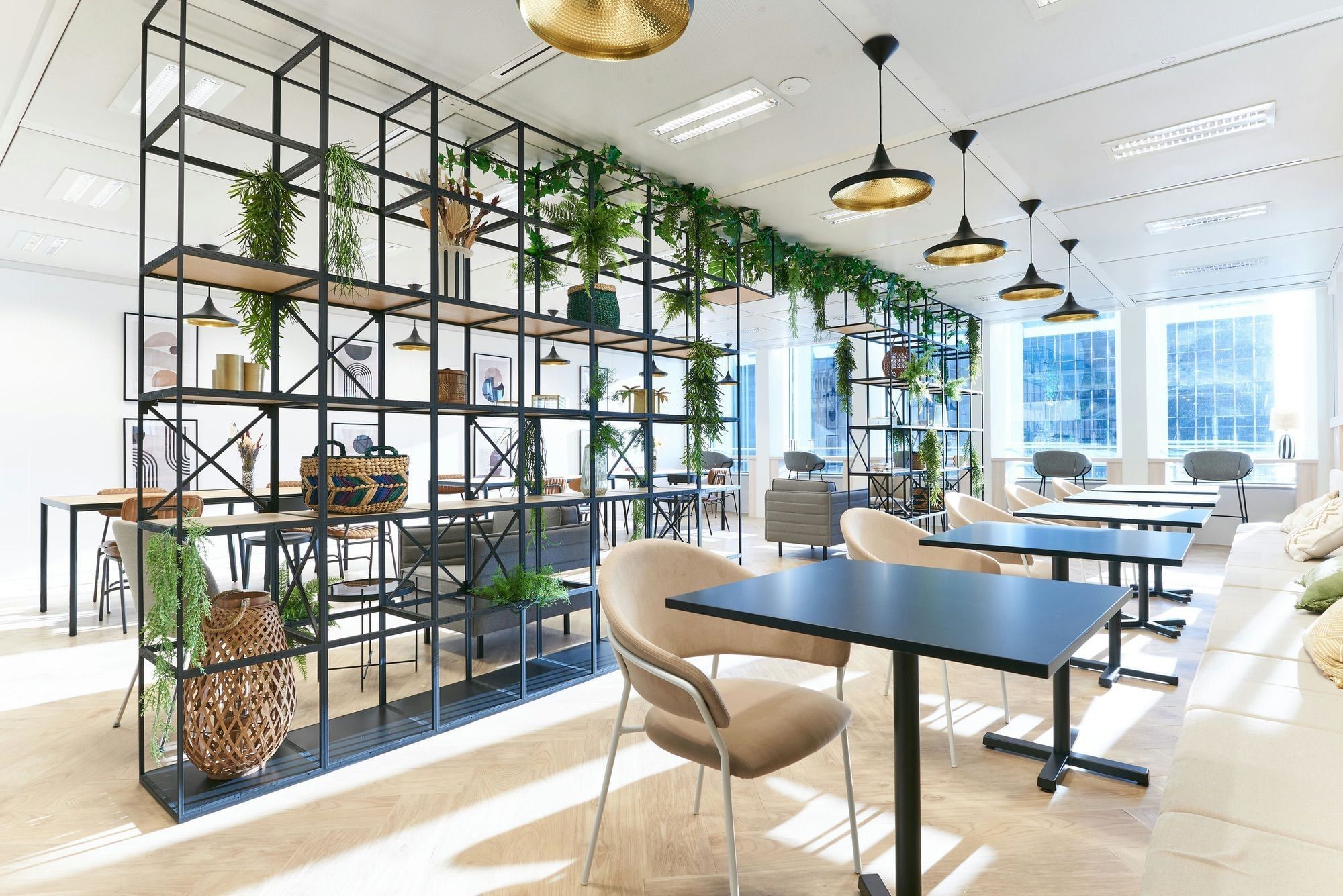 Deskeo Tour W - Photo 3