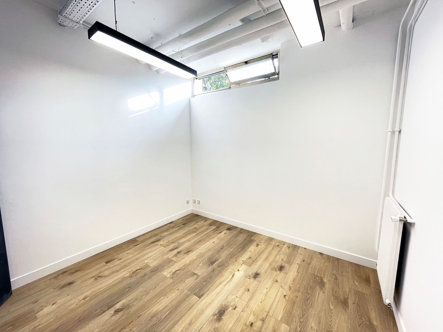 Easy Business - Photo 2