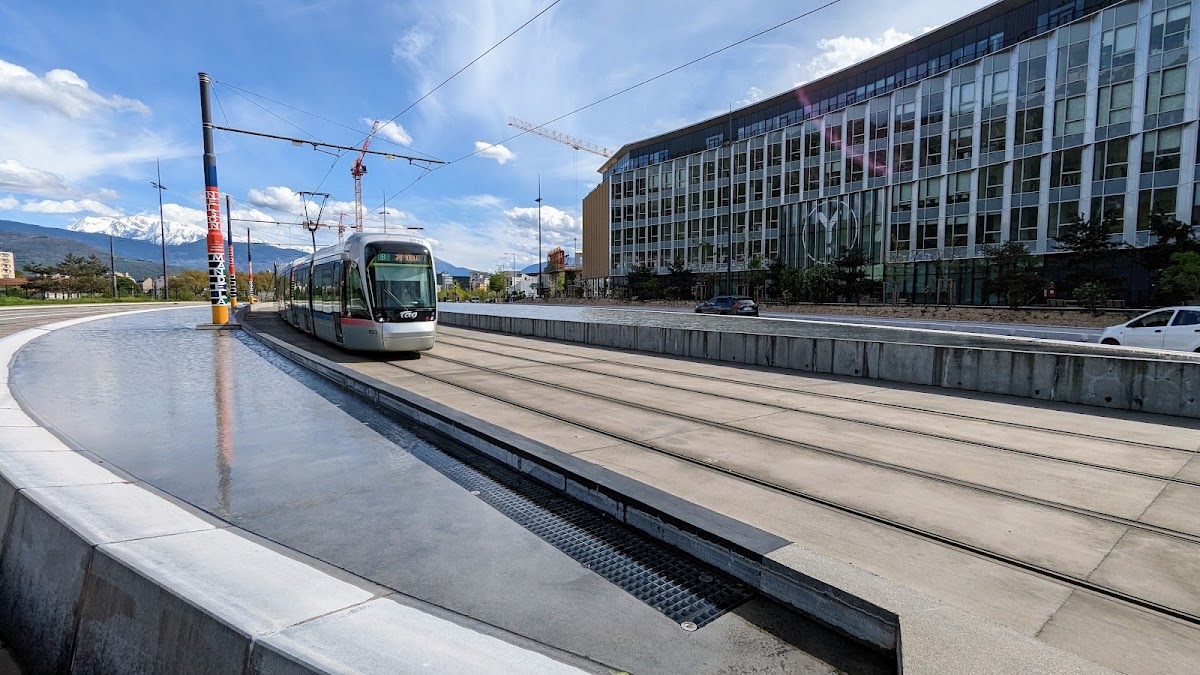 Espace indépendant - Grenoble Place Nelson Mandela - Photo 2