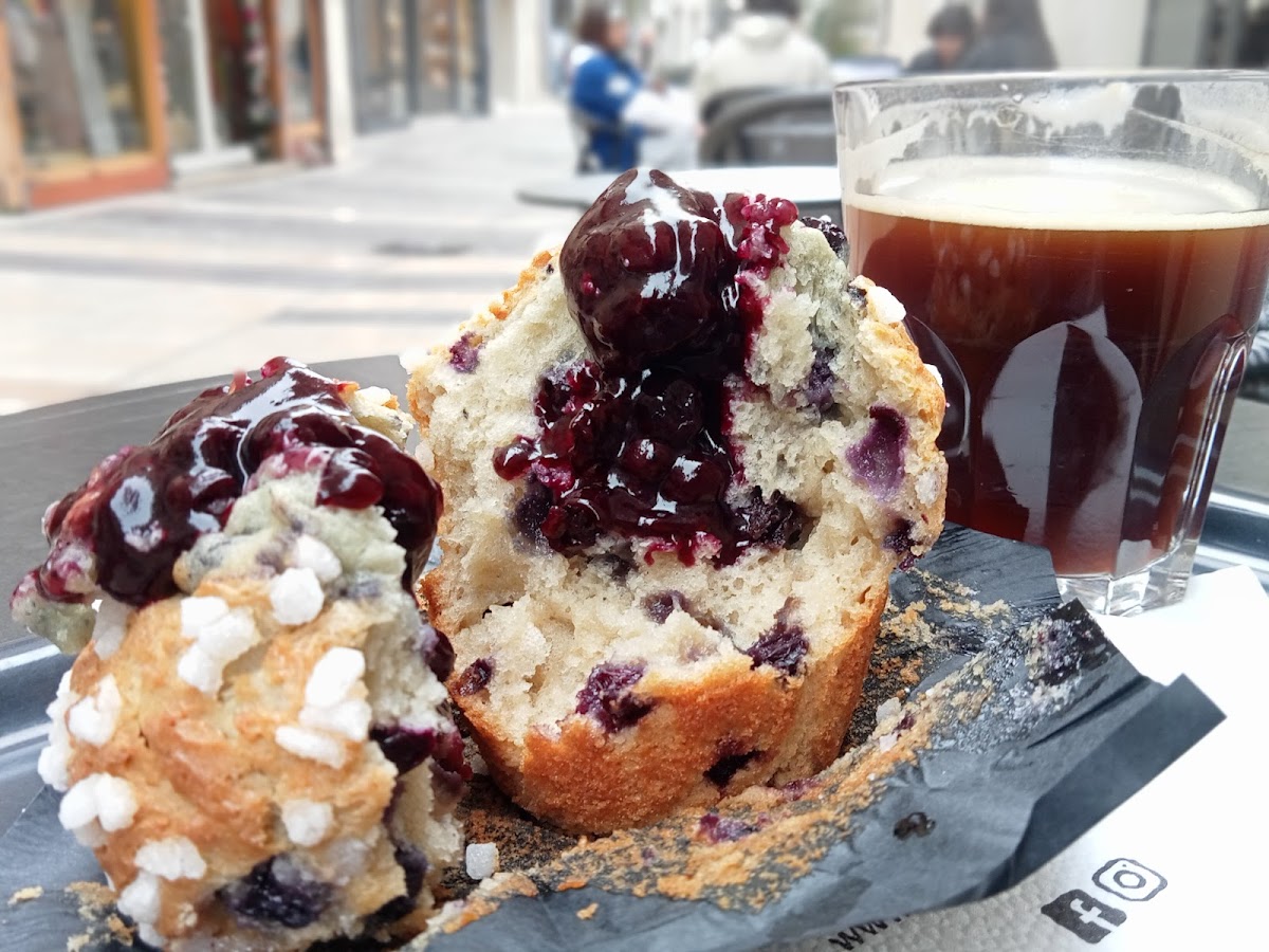 French Coffee Shop - Photo 3