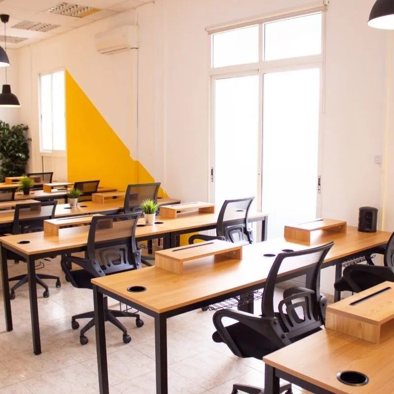 Garage Coworking Valencia Plaza Vicente Iborra - Photo 2