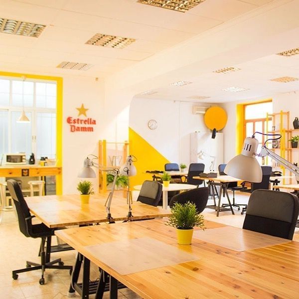 Garage Coworking Valencia Plaza Vicente Iborra