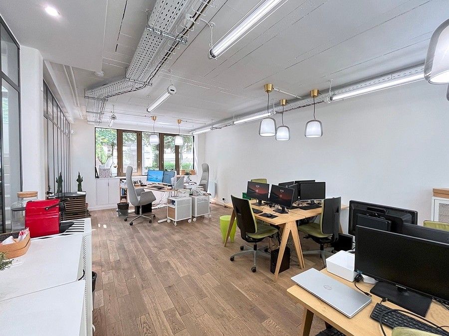 Garden Work Space Vincennes - Photo 2