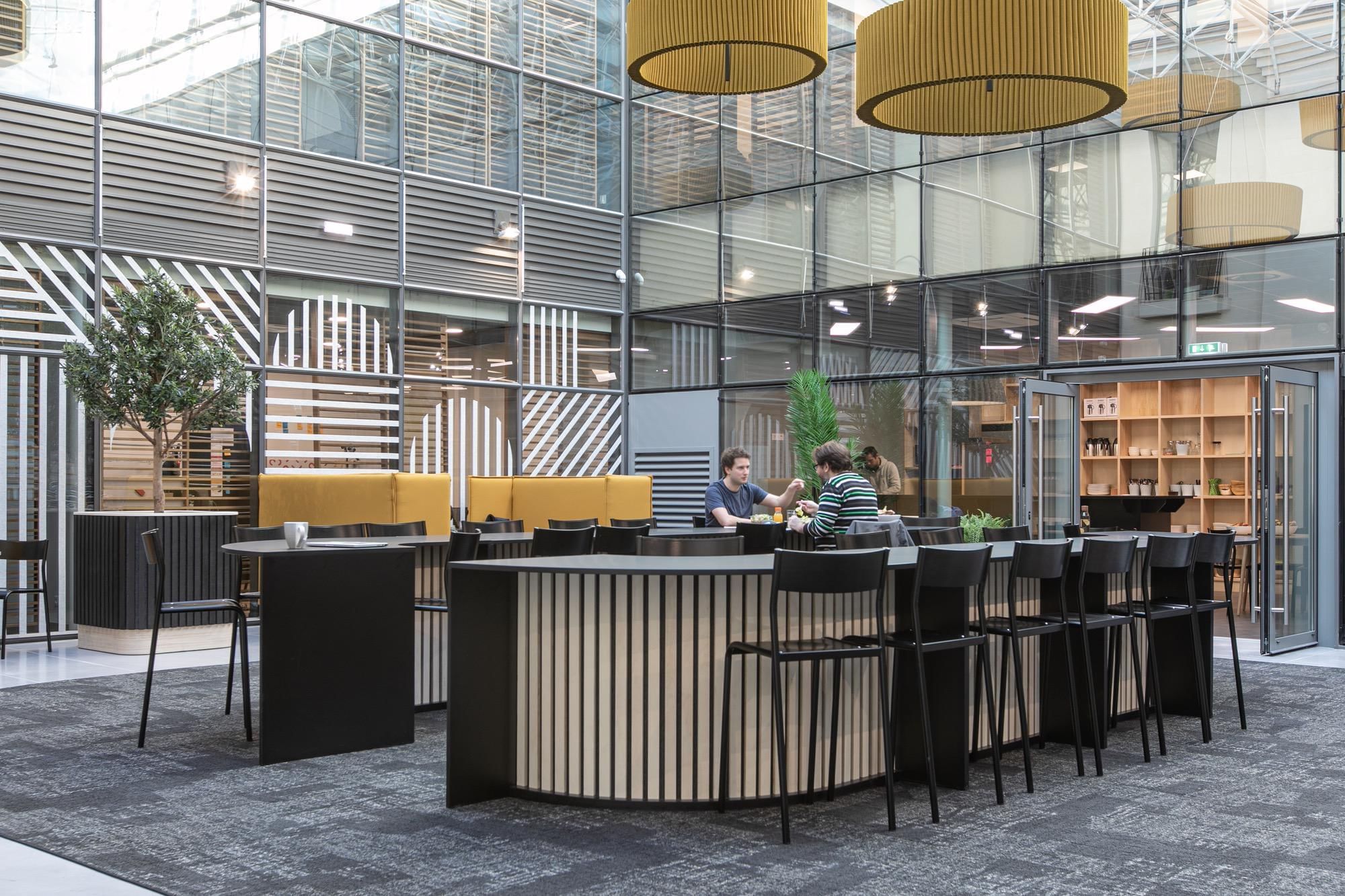 IciLundi Le Palace - Photo 2