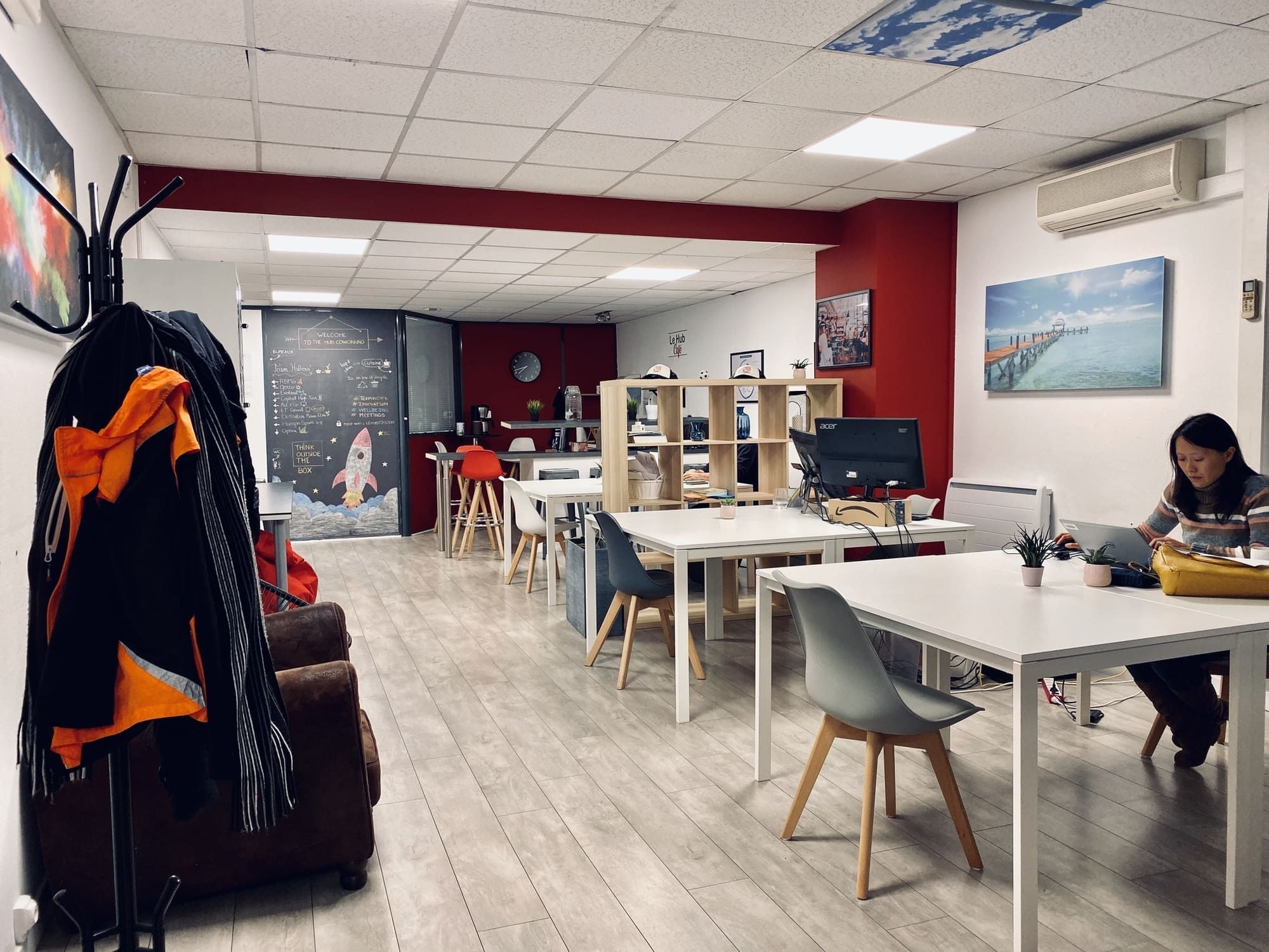 Le Hub Coworking - Photo 2