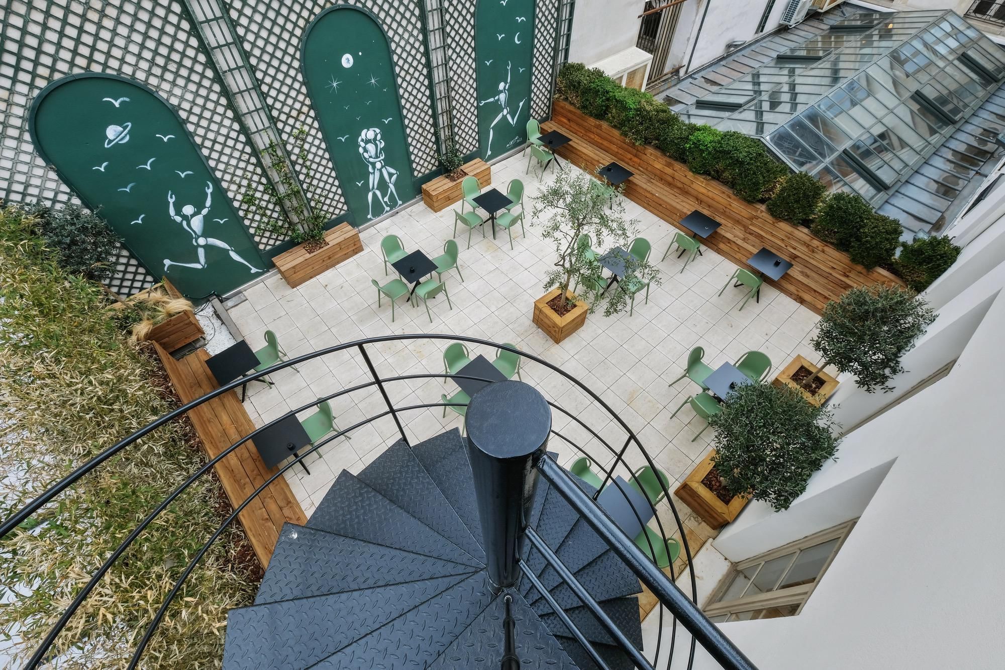 Les Nouveaux Bureaux Charlot - Photo 3