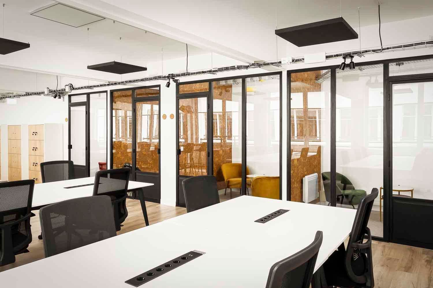 Les Nouveaux Bureaux Petites Écuries - Photo 2