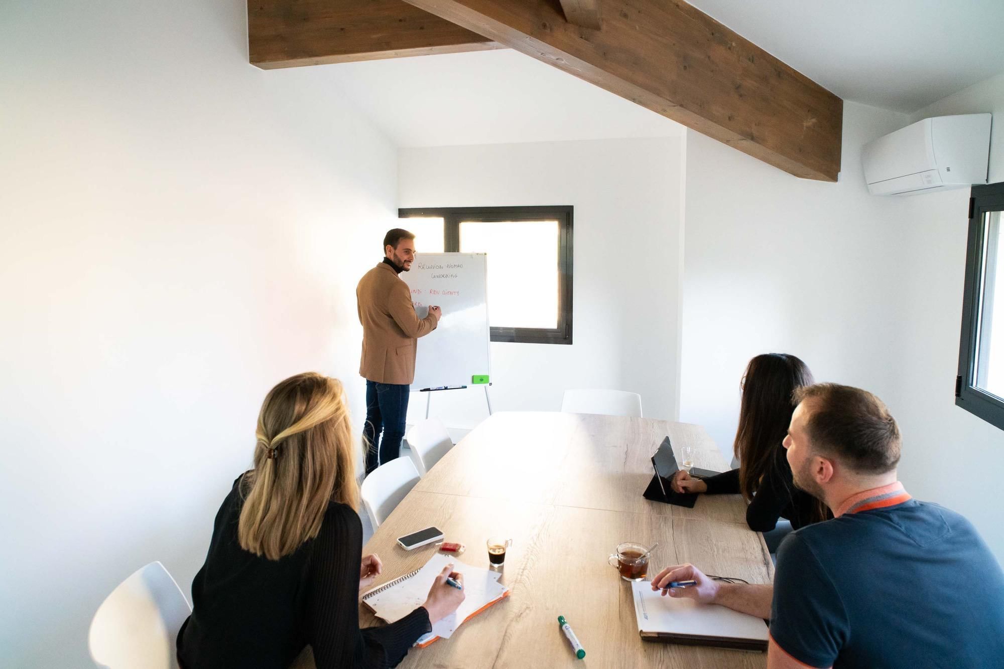 Nomad Coworking Châteauneuf Grasse - Photo 3