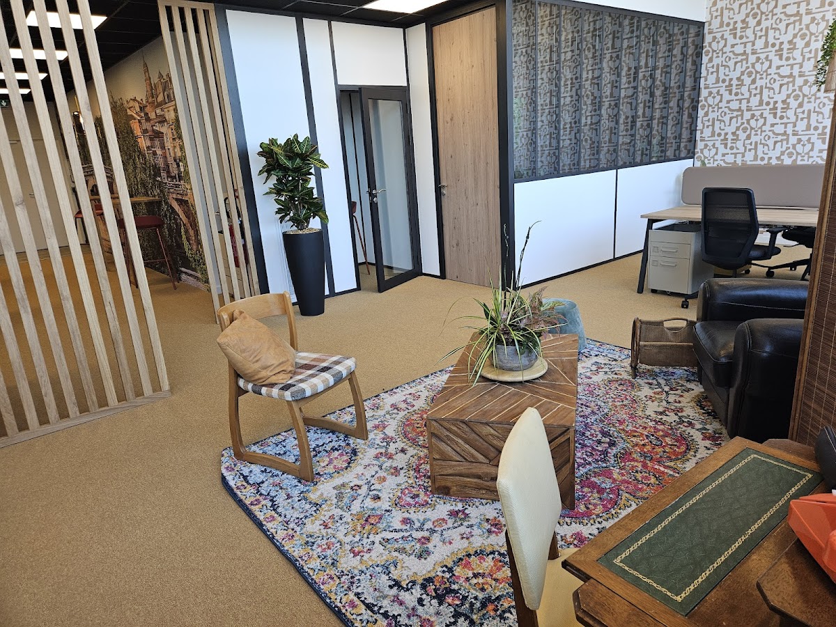 Open Space - Fenouillet Route de Paris - Photo 2