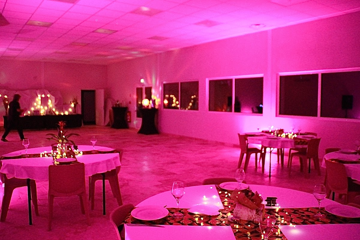 Open Space - La Fare-les-Oliviers - Photo 2