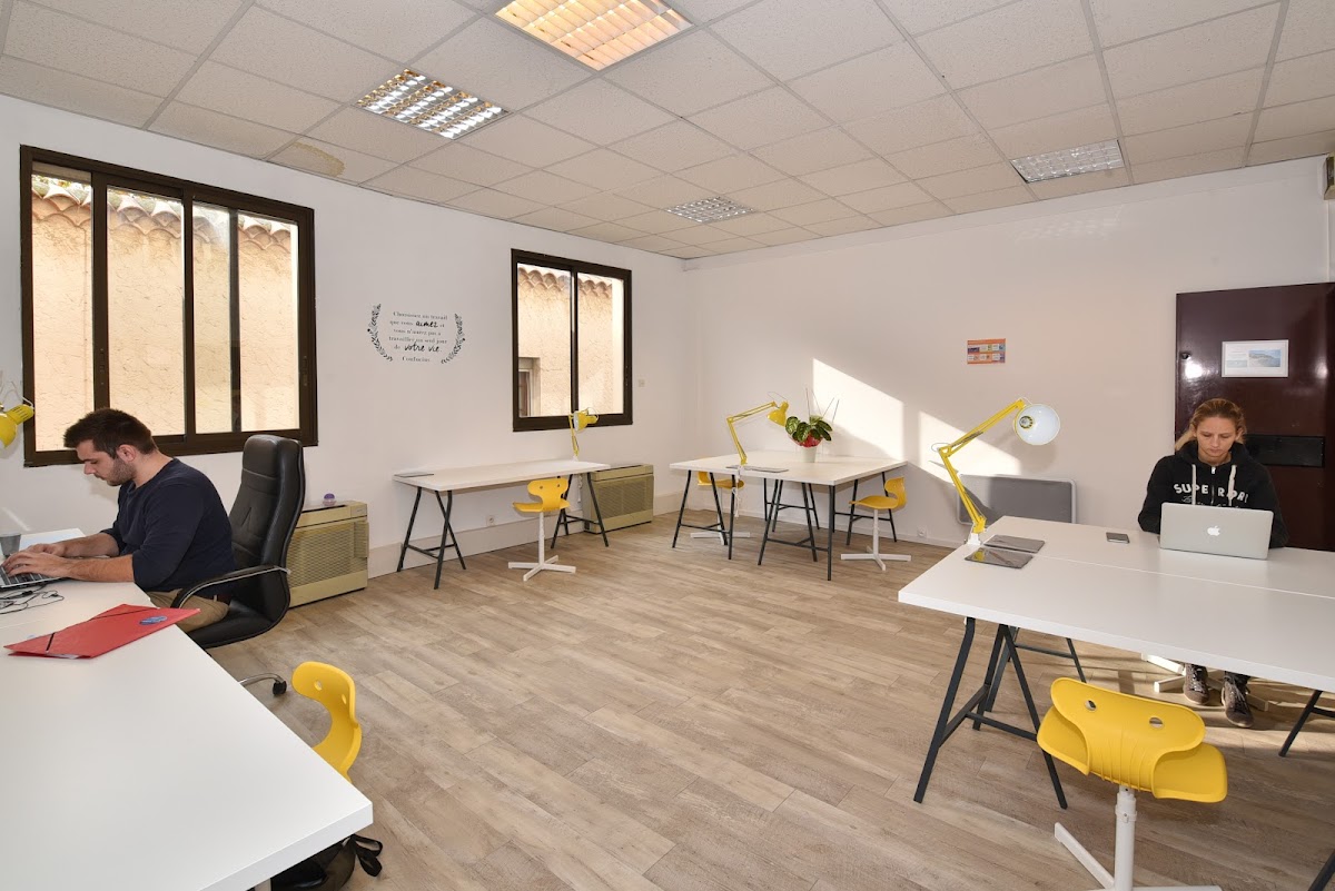 Open Space - Marignane Cours Mirabeau - Photo 2