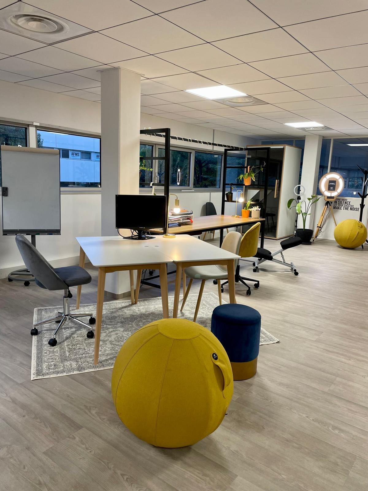 Open Space - Nîmes Rue Georges Besse