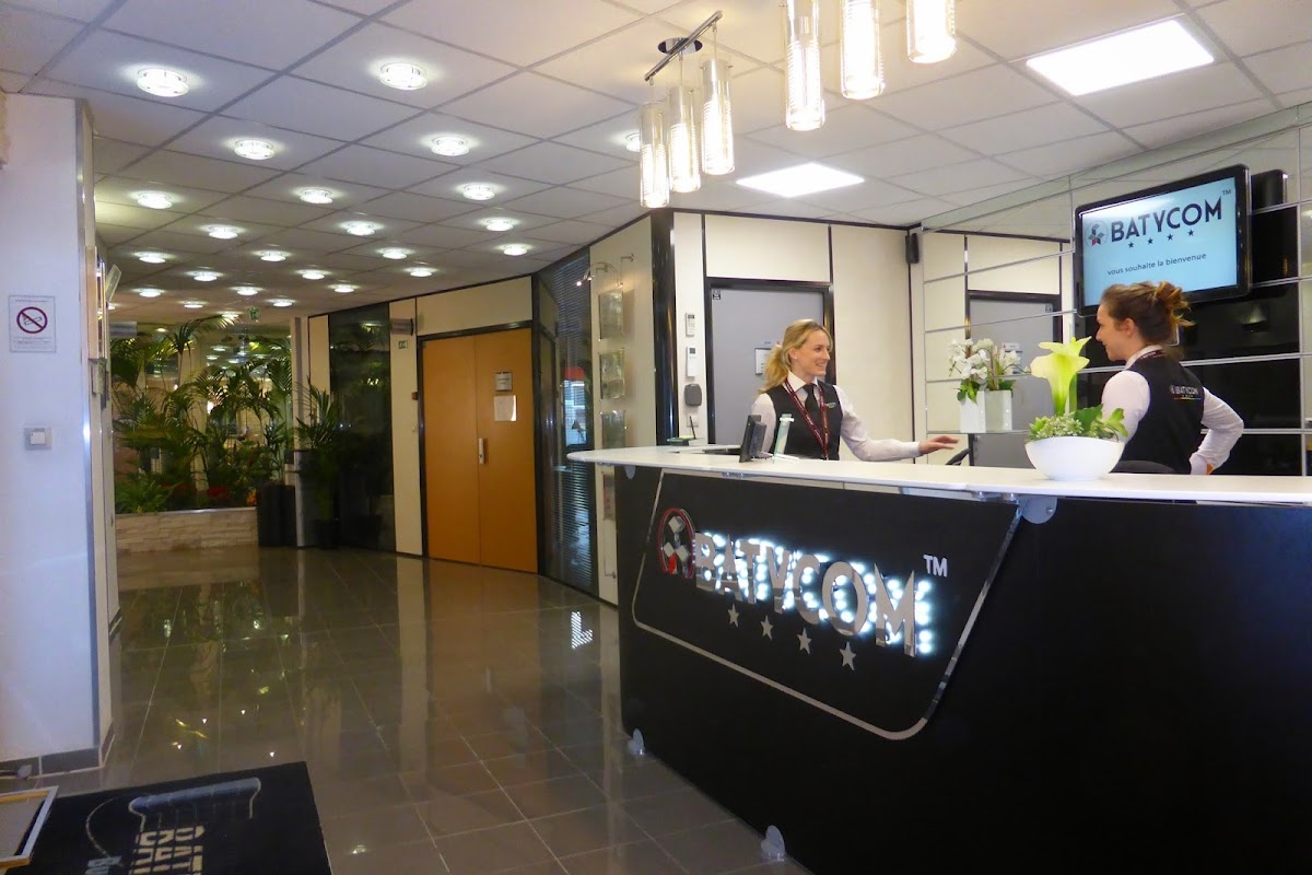 Open Space - Pertuis Rue Benjamin Franklin