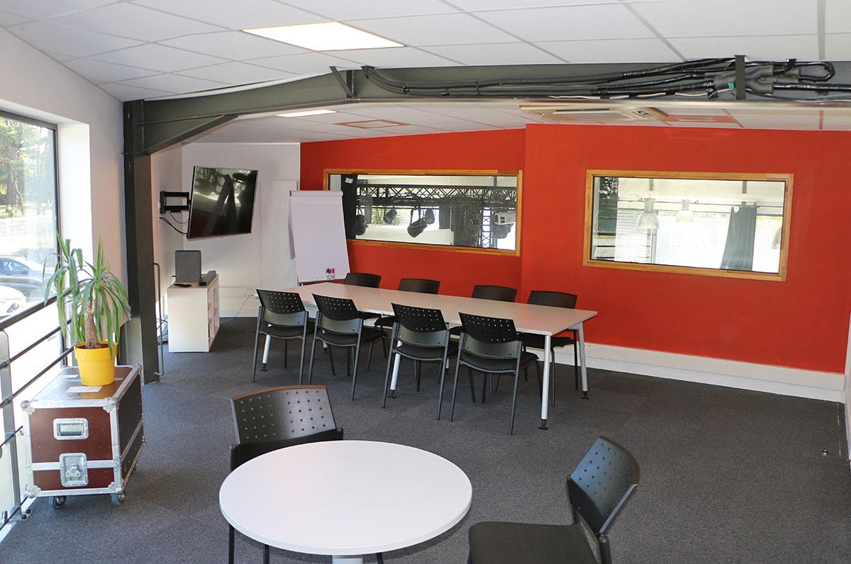 Open Space - Tours Rue Germaine Richier - Photo 4