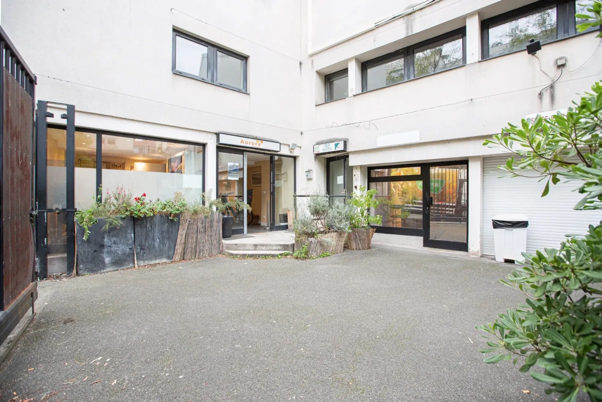 QWarter Regnault - Photo 3