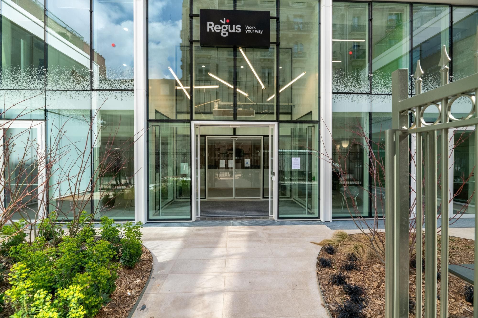 Regus Levallois Rue Marius - Photo 2