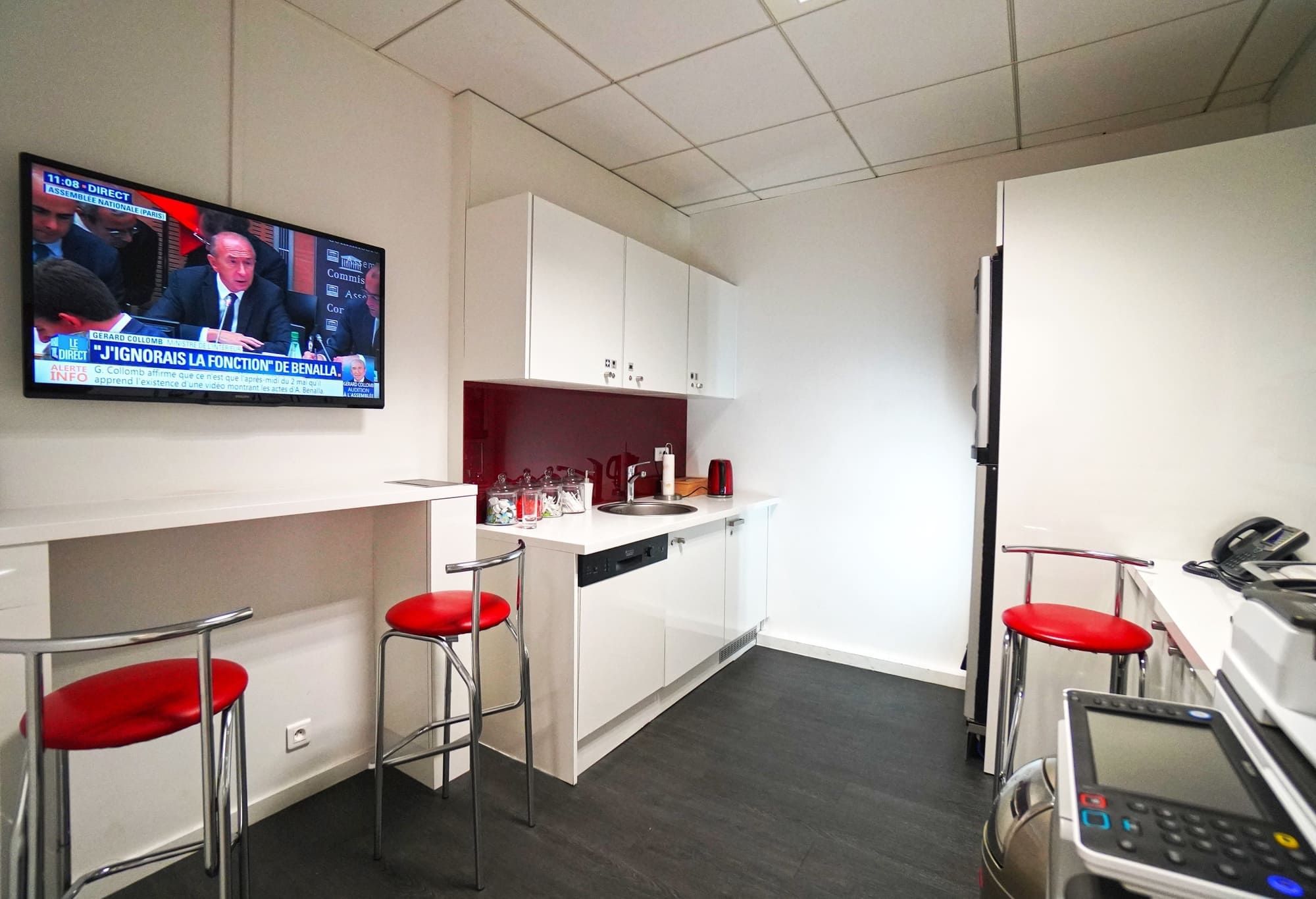 Regus Montévrain Gare Val d'Europe - Photo 2
