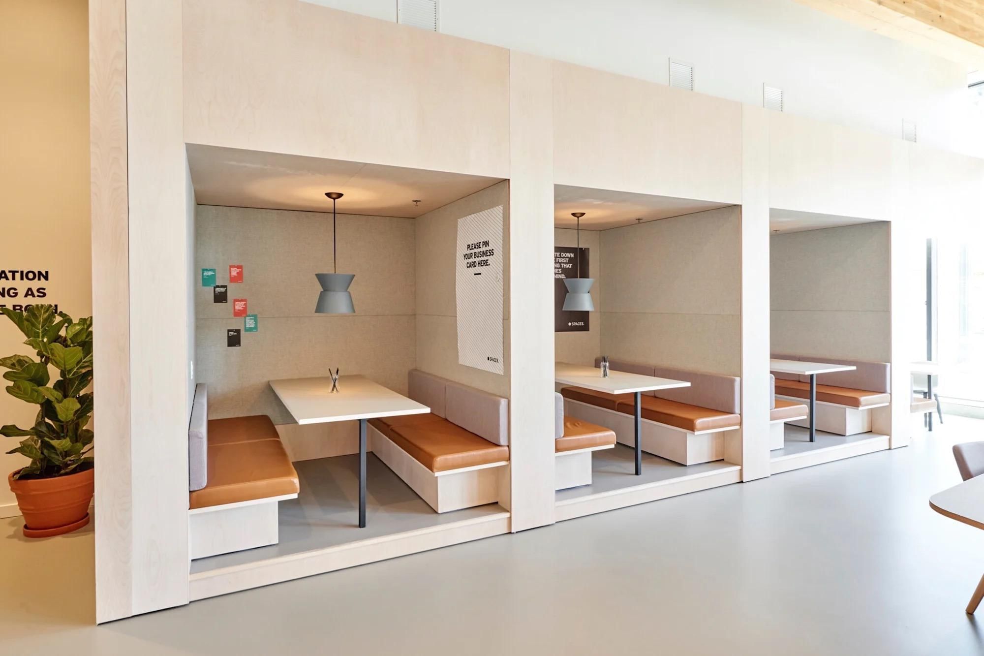 Regus Nord Aeronef - Photo 2