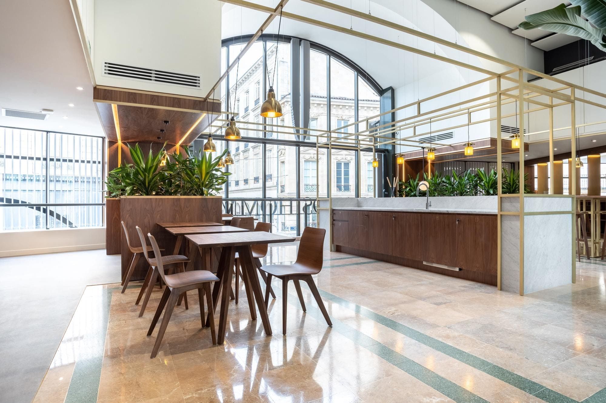 Regus Place des Grands Hommes - Photo 3