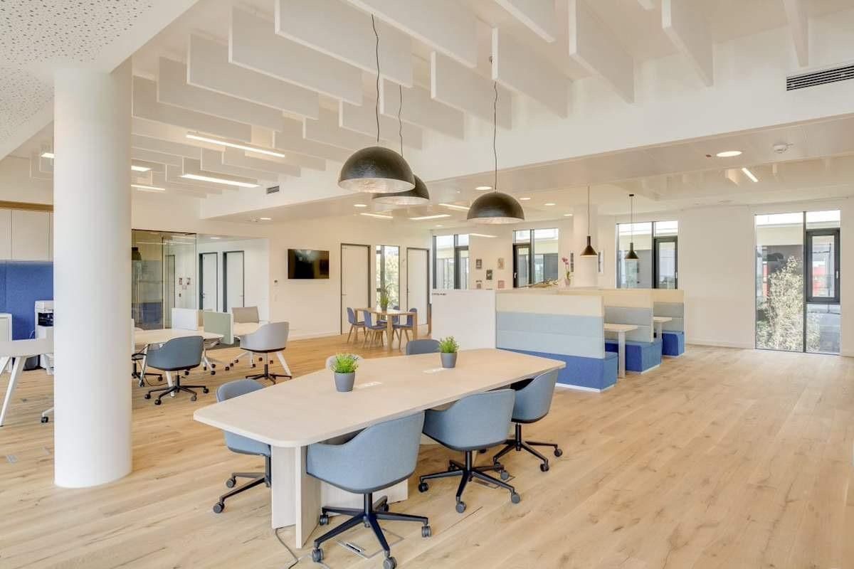 Regus St Seurin Gambetta - Photo 3