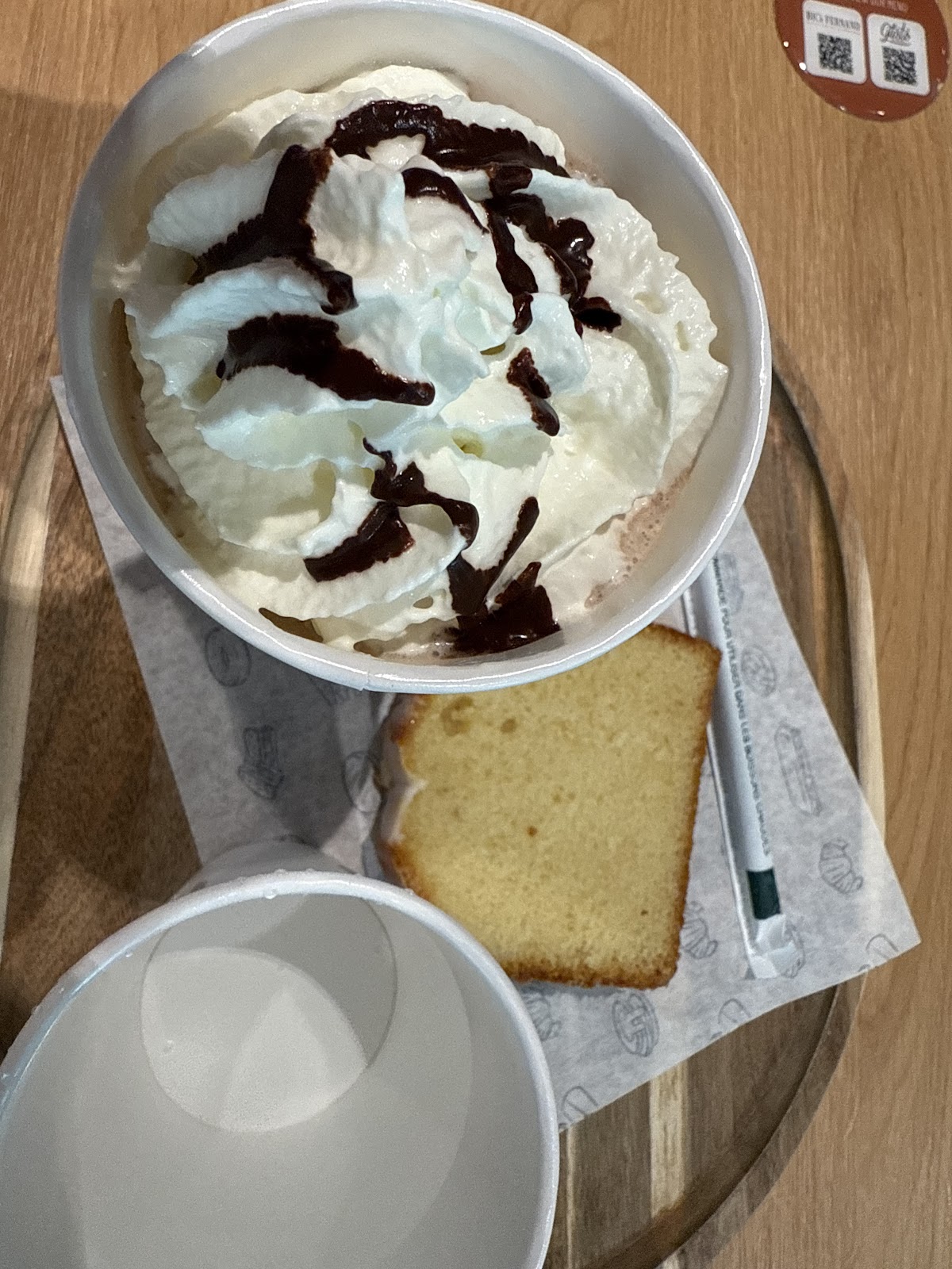 Starbucks Aéroport Marseille Provence - Photo 3