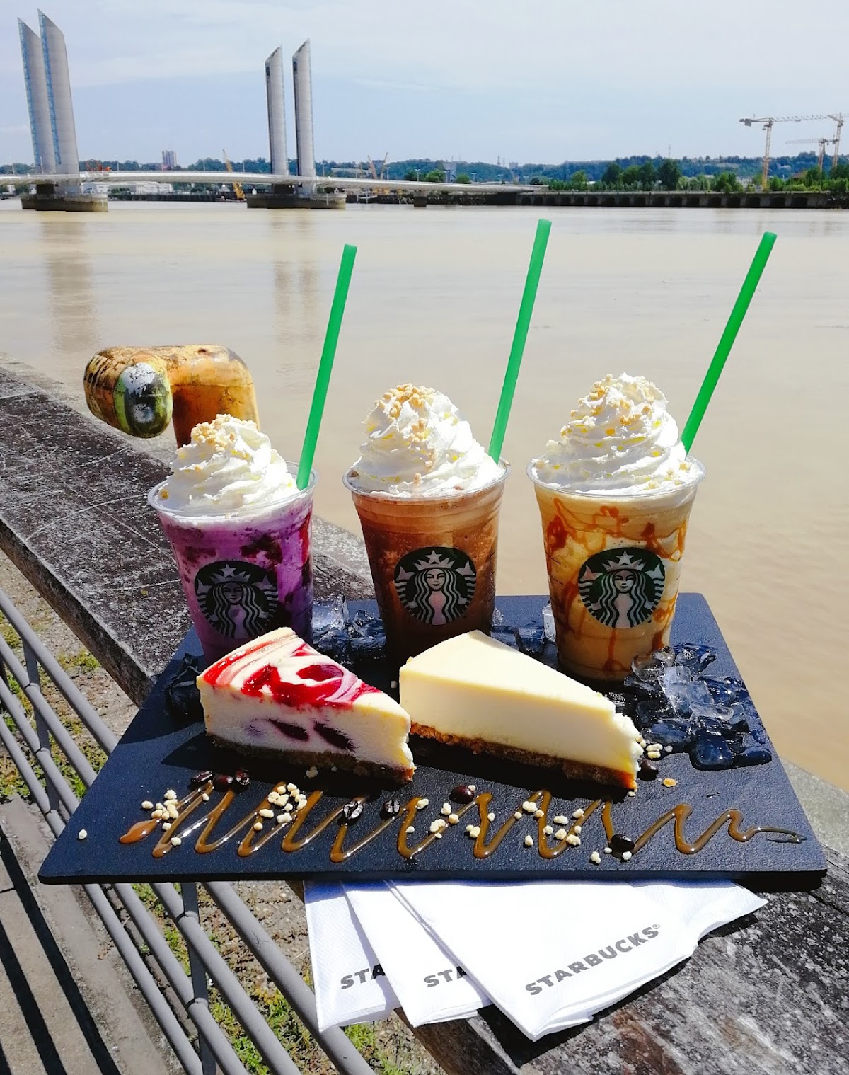 Starbucks Bordeaux Quai des Marques - Photo 2