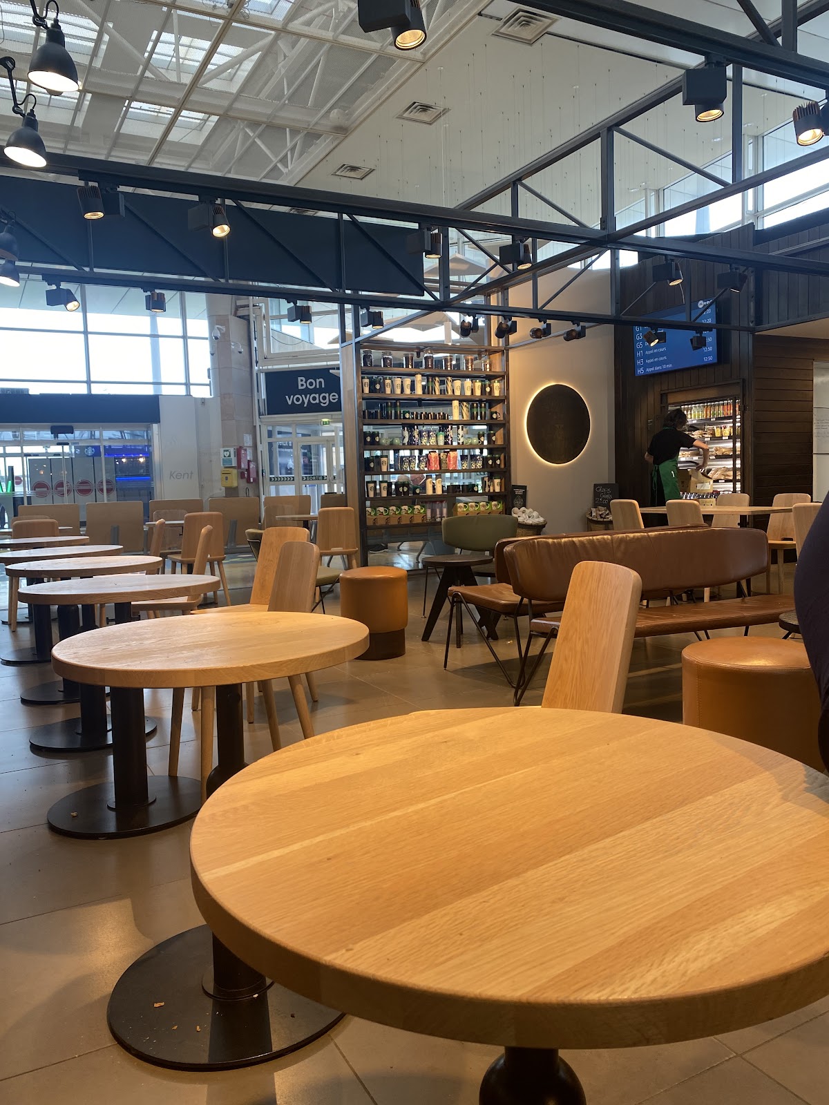 Starbucks Calais Eurotunnel - Photo 4