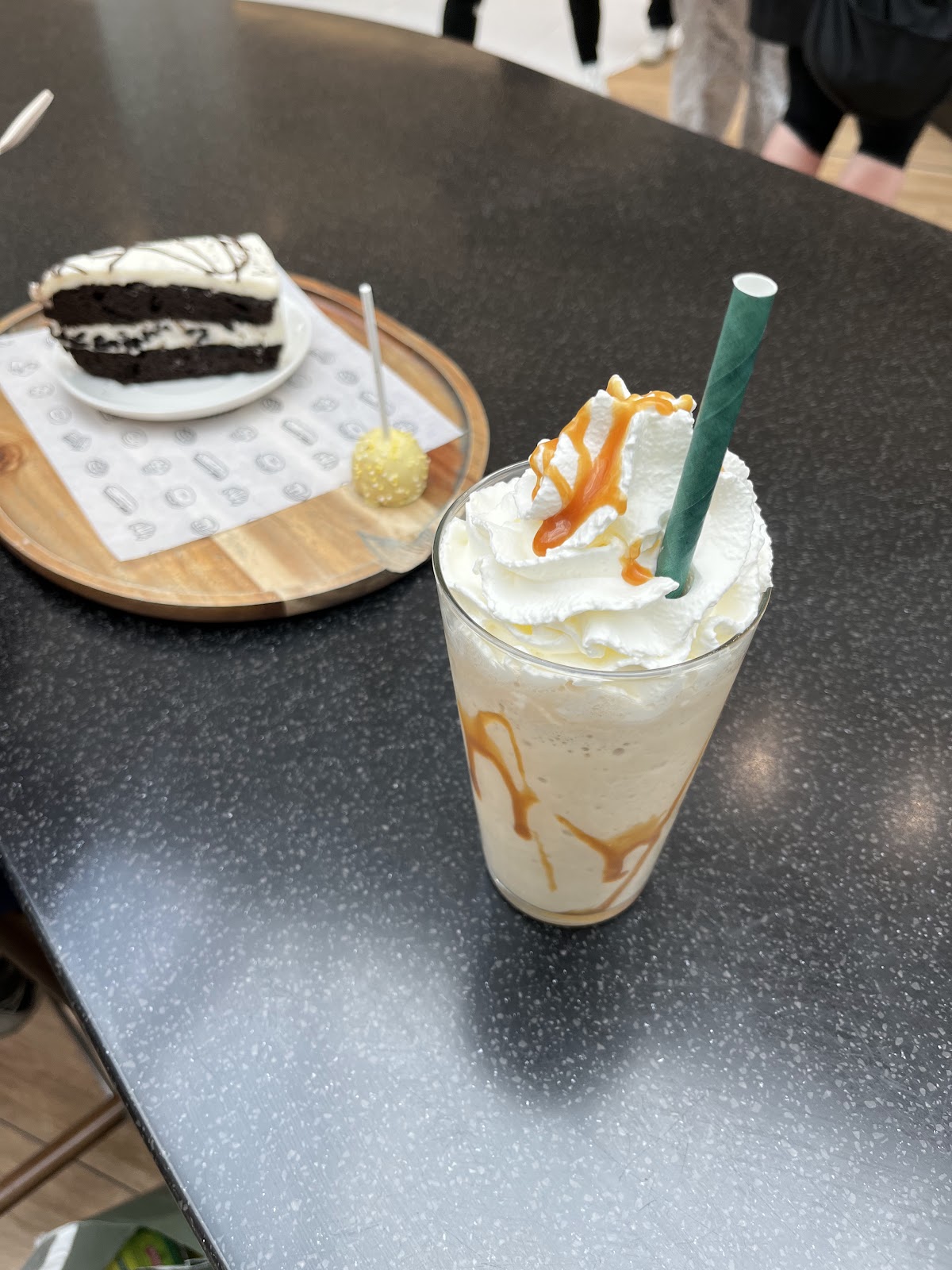 Starbucks Centre Commercial Atlantis - Photo 3