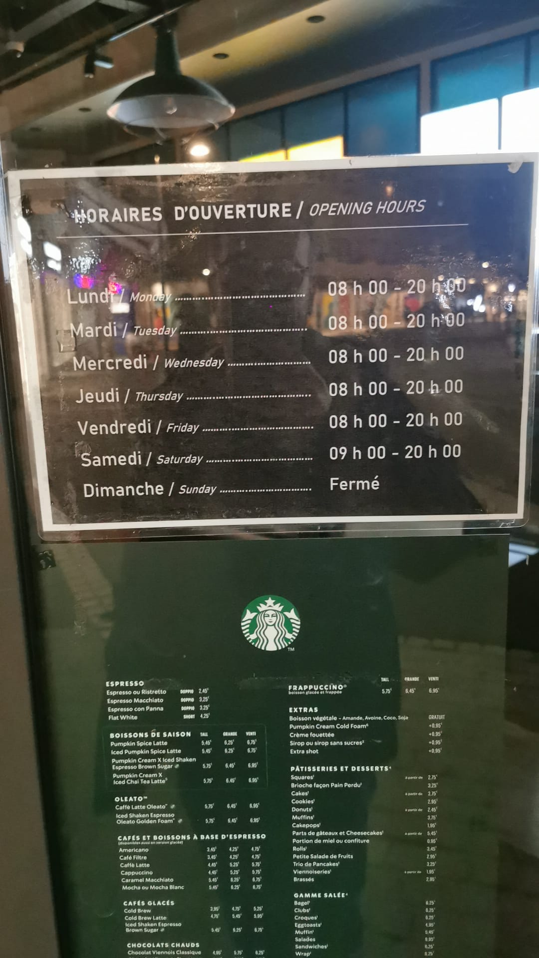 Starbucks Centre Commercial Saint-Quentin - Photo 3